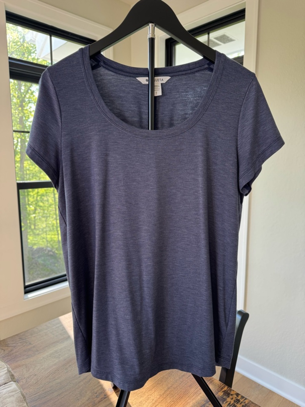 Athleta Navy Short Sleeve Scoop Neck Tee